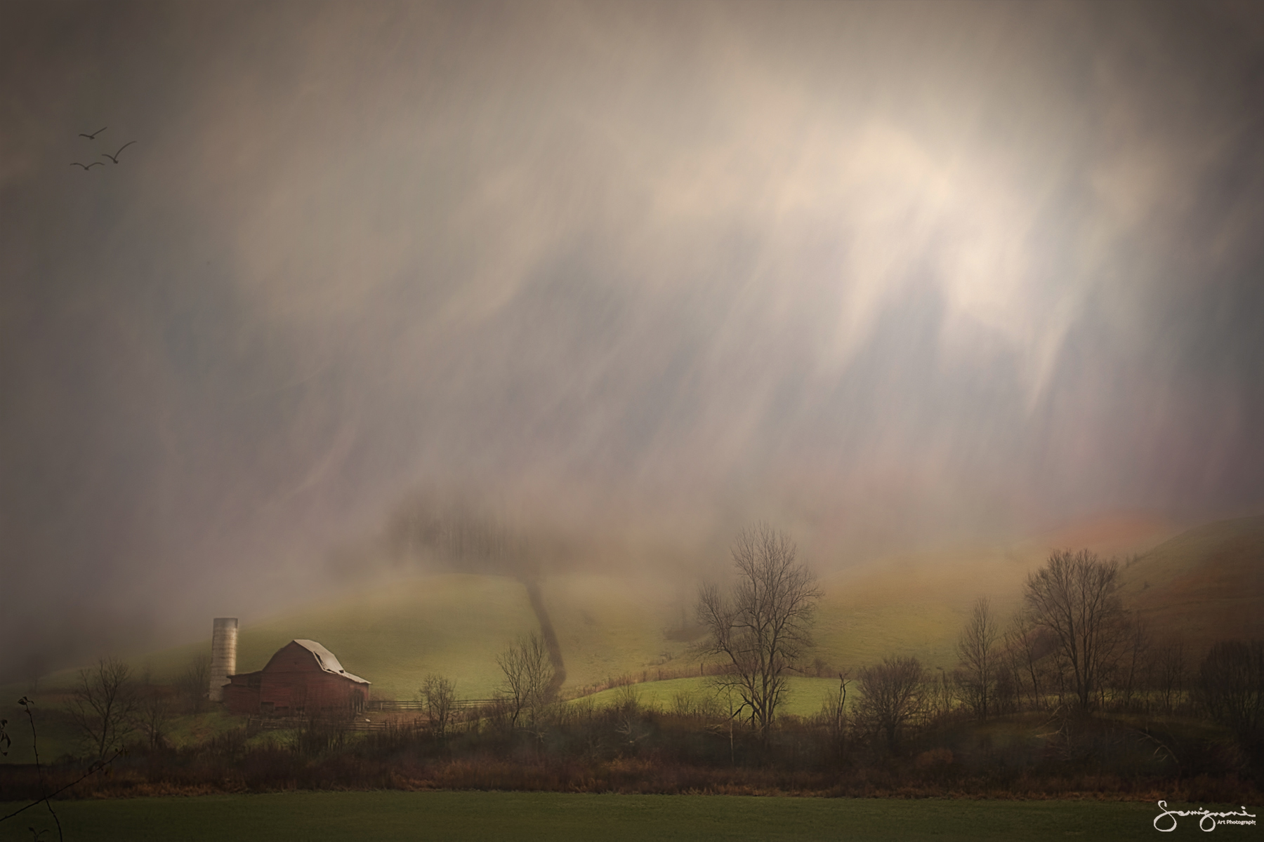 The Classic Barn and Silo