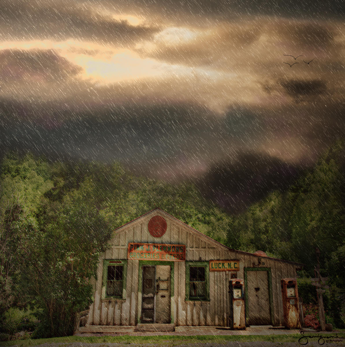 Abandon Gas Station- Luck, NC